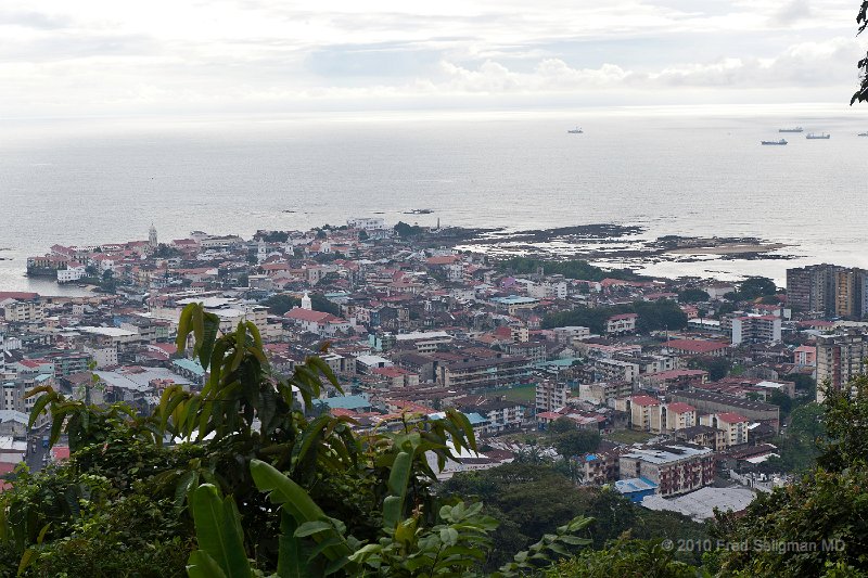20101202_100630 D3.jpg - Casco Viejo from Anjon Hill